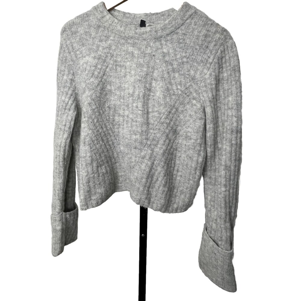 Divided H&M Cropped Heather Gray Sweater Medium Wide Cuffs Cozy‎ Wool Blend